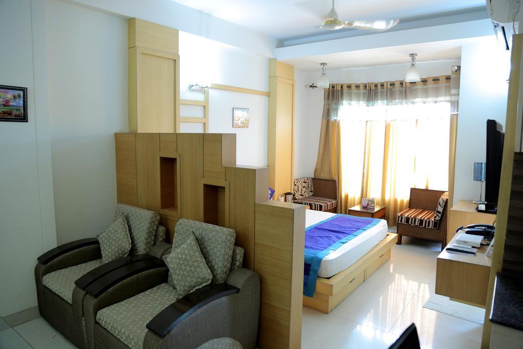 Resortharekrishnaorchid Vrindāvan Exteriör bild